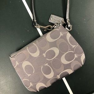 Brand new coach wristlet in grey great condition